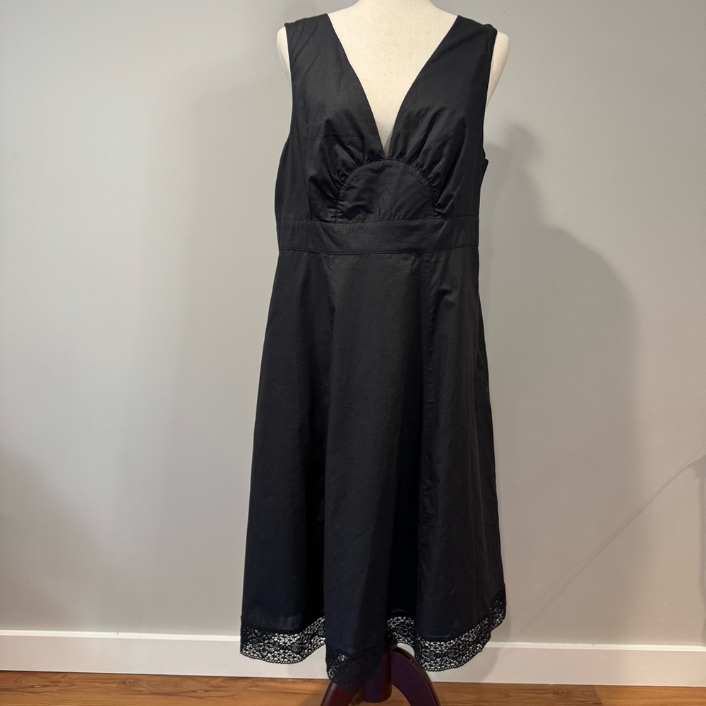 Garnet Hill Woman’s Size 18 Black Sleeveless Fit & Flare Cotton Dress Lace Hem